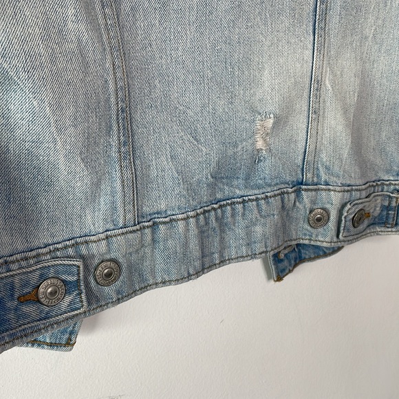 Levi Distressed Sleeveless Blue Jean Jacket sz MED - Picture 12 of 12